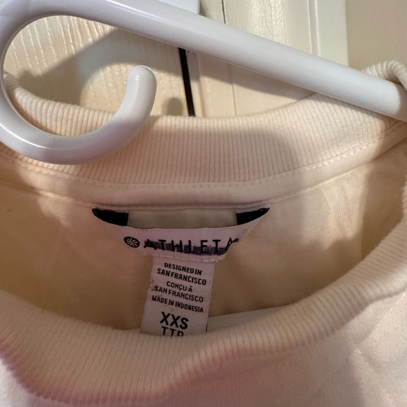 Athleta Cream Quilted Top - Picture 5 of 5